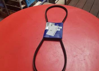 P00694 Pasek wielorowkowy MERLO ładowarka