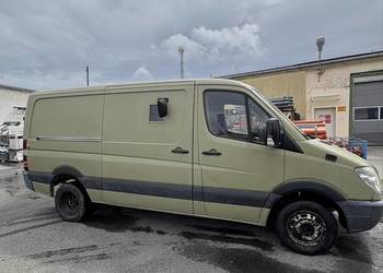 Mercedes Sprinter 513 kat C opancerzony bazkowoz 5 osób zarejestrowany