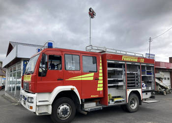 MAN MAN 15,250 Straż pożarna gaśnicza 9-oso 4X4 Wóz strażacki 2003 MAN 15,…