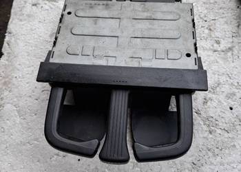 Uchywt Panel Na Kubki Volkswagen Golf 4