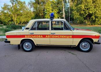 Sprzwsam Lade 2106 Policja z malym przebiegiem