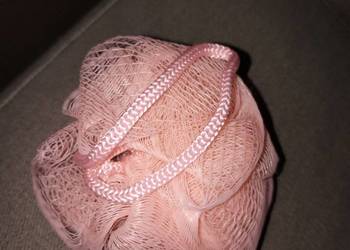 Różowa myjka do kąpieli