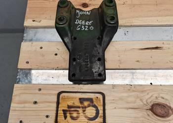 John Deere 6320 Podstawa błotnika {L165957}