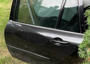 DRZWI lewe tylne RENAULT LAGUNA III NV676 5D kombi.
