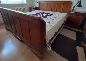 = Sprzedam duże podwójne łóżko + szafki nocne =
