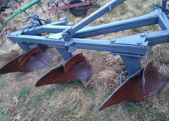 Pług  3 skibowy