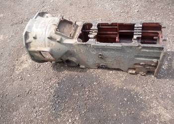 Obudowa skrzyni biegów ursus 355,360