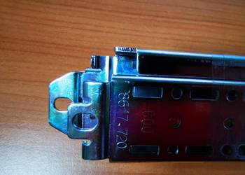 Szyna montażowa 18 x 39 mm do VX, VX SE Rittal
