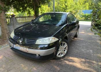 Ładny Kabriolet. 2.0 benzyna na alufeldze 17", skóry, sprawny dach. Po opła