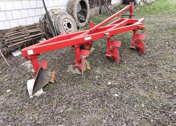 Pługi 4-skibowe 40 cm zrywalne na wysokiej słupicy