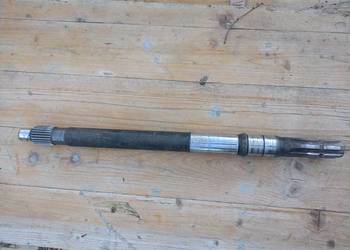 Wałek wom Zetor 7211