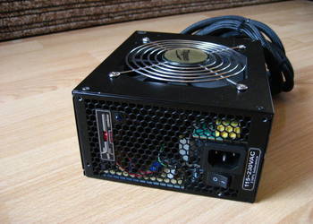 Zasilacz komputerowy TAGAN TG430-U15. Uszkodzony