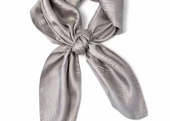 Apaszka szara z wytłaczanym wzorem 30 % jedwab 70 % wiskoza wiosna lato