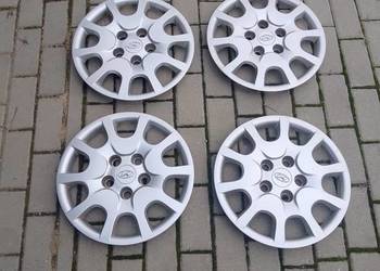 Komplet oryginalnych kołpaków 15“ Hyundai