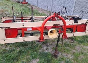 Przetrzasarko Zgrabiarka tasmowka Akpil Przetrzasarko Zgrabiarka tasmowka Akpil