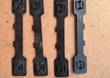 Wzmocnienia montażowe uchwytów dachowych Kia Venga 156056380