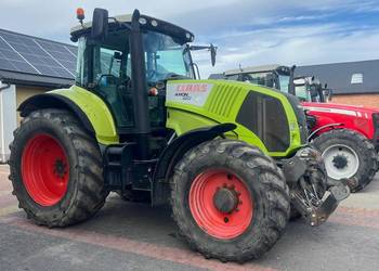 CLAAS AXION 810