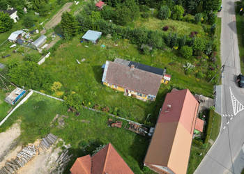 Na sprzedaż działka 1752 m² z domem – Siemianice