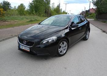 Volvo V40 Summum Fabryczny lakier keyless kamera wirtualny licznik