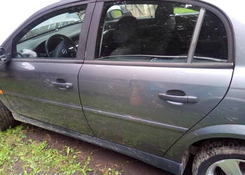 Opel Vectra C sedan Z155 drzwi