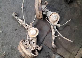 TOYOTA RAV 4 I wahacz tył piasta 94-00r