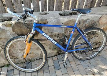 Stevens 7.1.2. shox 712 granatowy górski rower męski kola 26