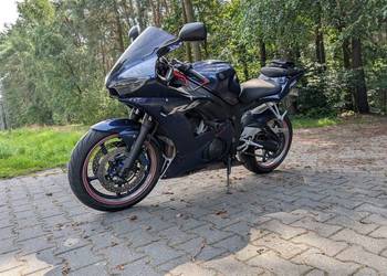 Yamaha R6 2006r .