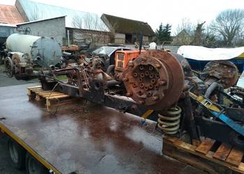 MB Trac 800 rama dokumenty most