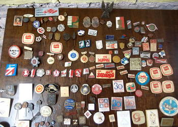 spinki przypinki, odznaczenia i inne pamiątki z PRLu spinki przypinki, odznaczenia i inne pamiątki z PRLu