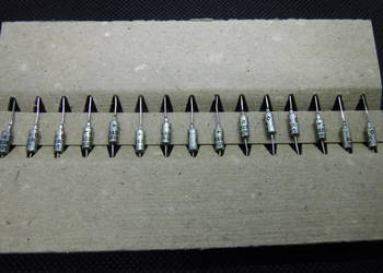 Kondensator K53-4 3,3uF 15V +/-20% tantalowe capacitor К53-4