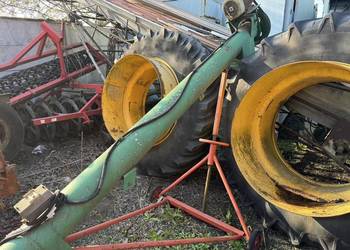 żmijka podajnik ślimakowy 4m kosz zasypowy regulowana wysokość na kołach