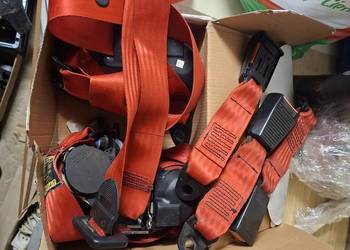 Polonez  Fiat 126 p  pasy czerwone