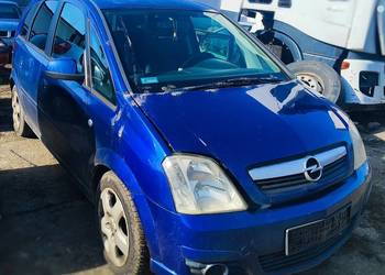 Opel Meriva maska
