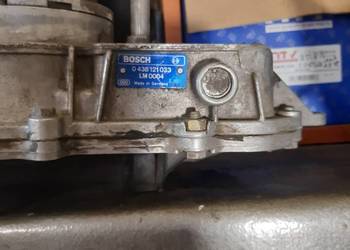 Przepływomierz rozdzielacz wtrysku  Mercedesa W124 Bosch  035133353