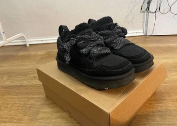Buty zimowe damskie