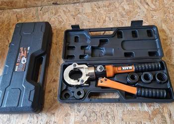 ZACISKARKA DO RUR PEX PRASKA RĘCZNA HYDRAULICZNA MARKI BLACK 6000 kg