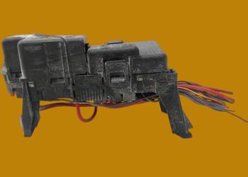 SKRZYNKA BEZPIECZNIKÓW 3800159HWB Volvo XC 60 I (2008-  )