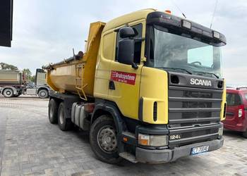 Trzyosiowa ciężarówka Scania R124