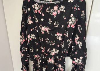 Urocza sukienka w kwiatki XL