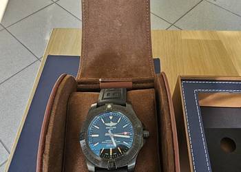 Breitling Avenger 44