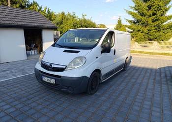 Opel Vivaro L1H1 2.0 D. 2006 r