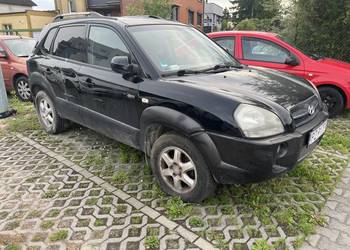 Hyundai Tucson 2.0 CRDI automat 4x4 2011 uszkodzony silnik