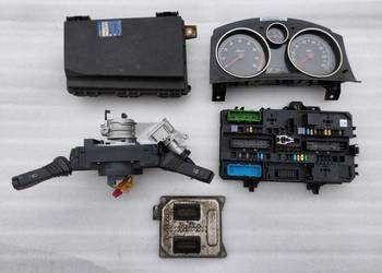 Sterownik Silnika Opel Zafira B 1.6 16v Z16XER 55568735 5WK9463 ZESTAW