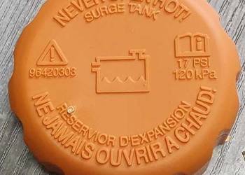 Korek zbiornika wyrównawczego Epica Aveo Leganza Korek zbiornika wyrównawczego Epica Aveo Leganza