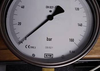 Manometr KFM EN 837-1