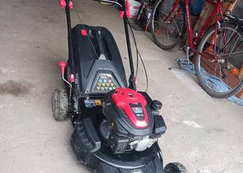 Kosiarka spalinowa z napędem