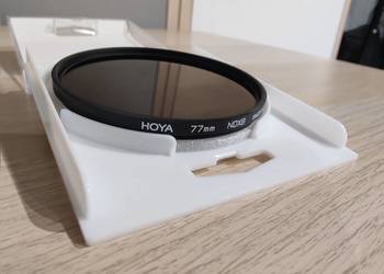 Filtr Hoya szary NDX8 77 mm - stan idealny, praktycznie nieużywany
