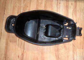 Schowek Yamaha Delight 115