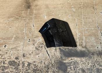 SUBARU IMPREZA WRX STI ZAŚLEPKA HAKA PRZÓD 57731FG330