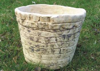 Ceramiczna donica 24 x 24 cm.